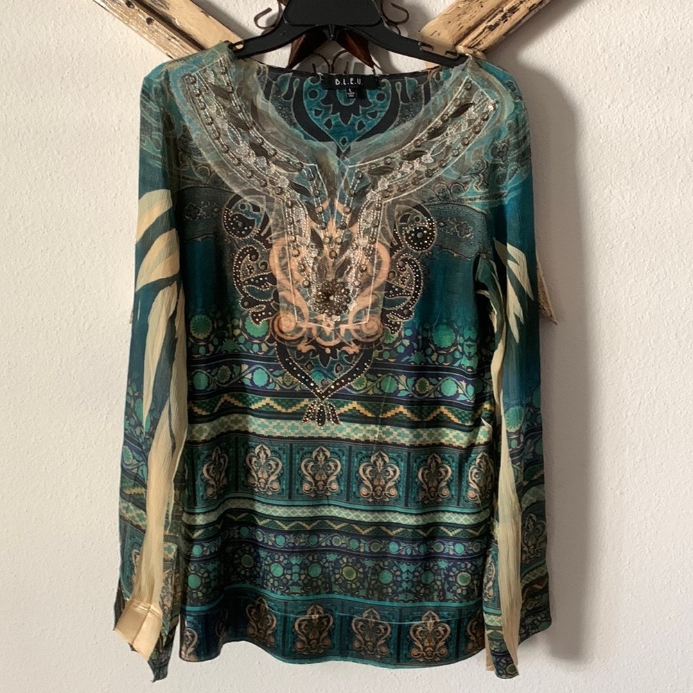 💥💥💥3 for 12💥💥💥Printed Medallion Blouse